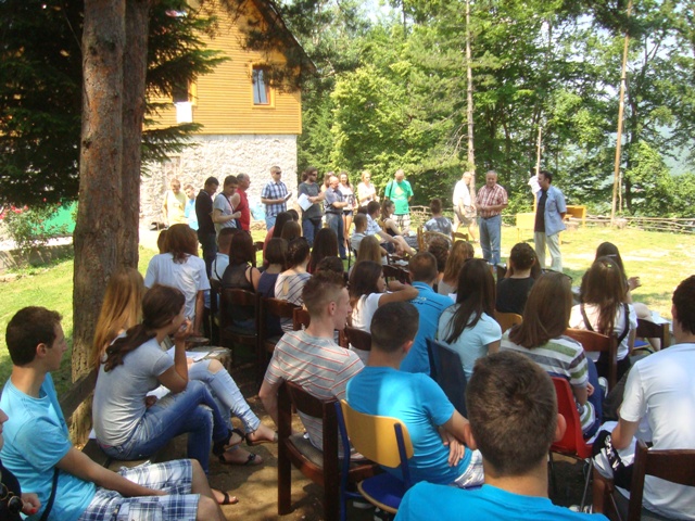 Kamp mladih